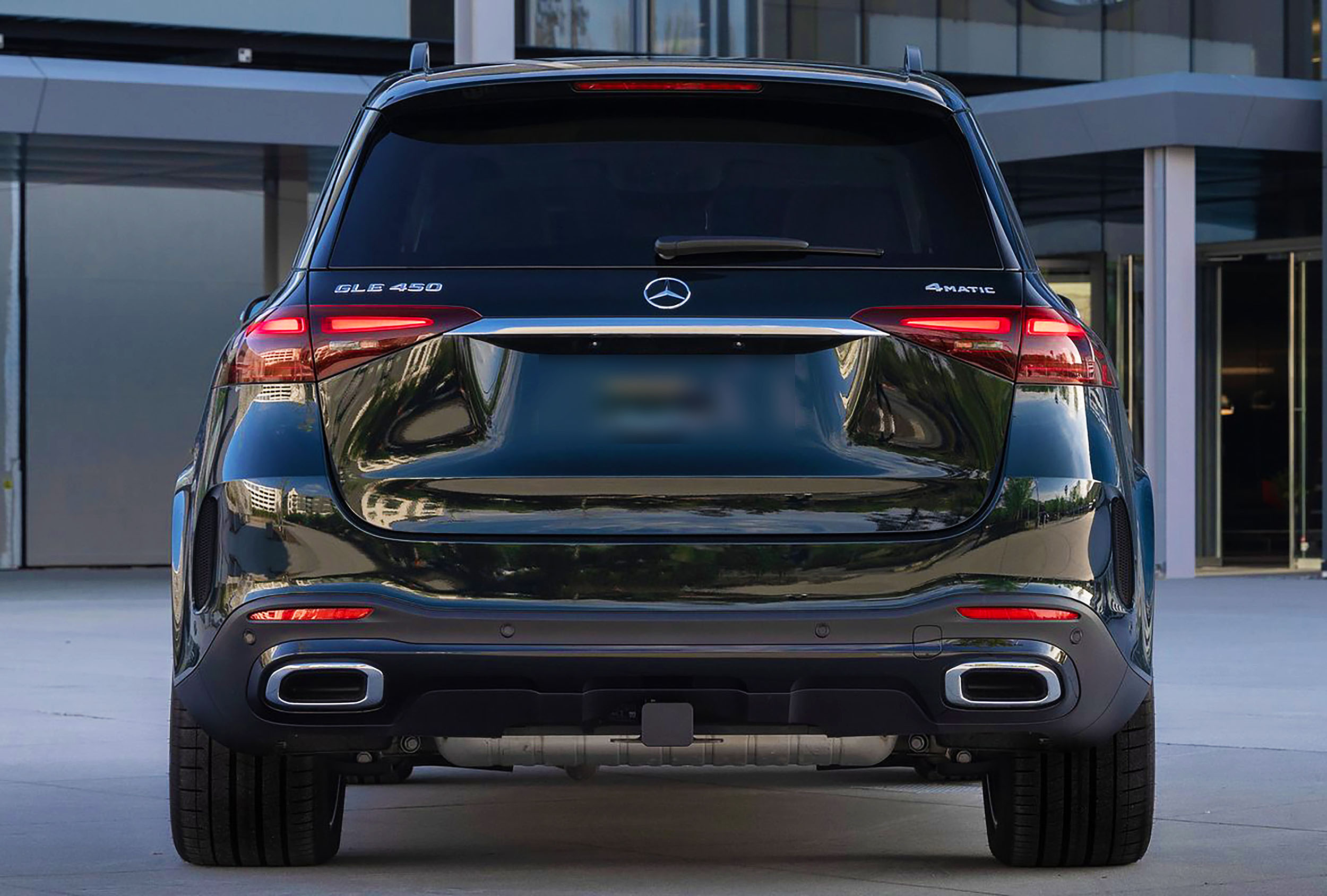 Mercedes Benz GLE 2024 Exterior Rear Stop LED Lights Exhaust Design