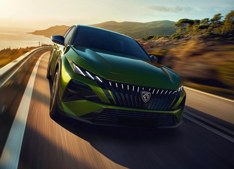 Noul Peugeot 408 2026: Design mai agresiv și motorizări complet electrificate