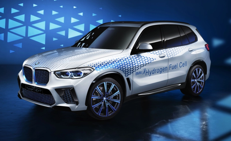 BMW pariază pe hidrogen pentru noua generație a SUV-ului X5, 750 km autonomie și plinul în 5 minute