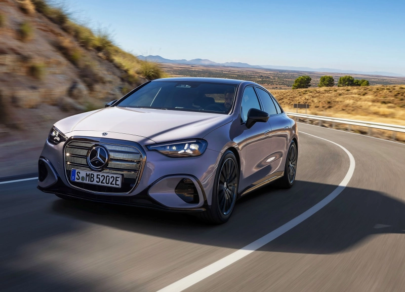 Mercedes-Benz Clasa C Electric 2027: Debut oficial pentru cel mai avansat model de clasă medie al mărcii