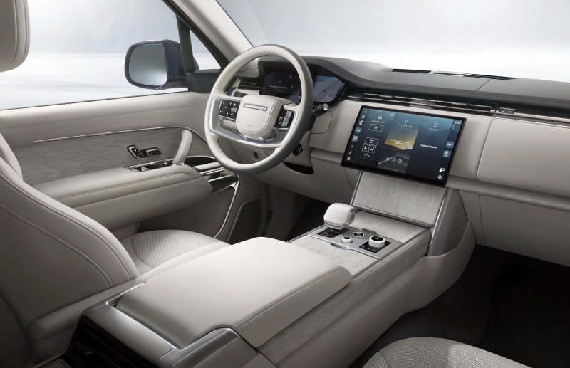 Range Rover SV Ultra: The luxury that cannot be bought, but only invited