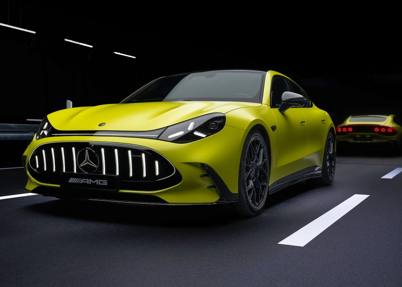 Mercedes-AMG prezintă noul GT 4-Door Coupe, un hyper-EV cu tehnologie din Formula 1 și 1.169 CP