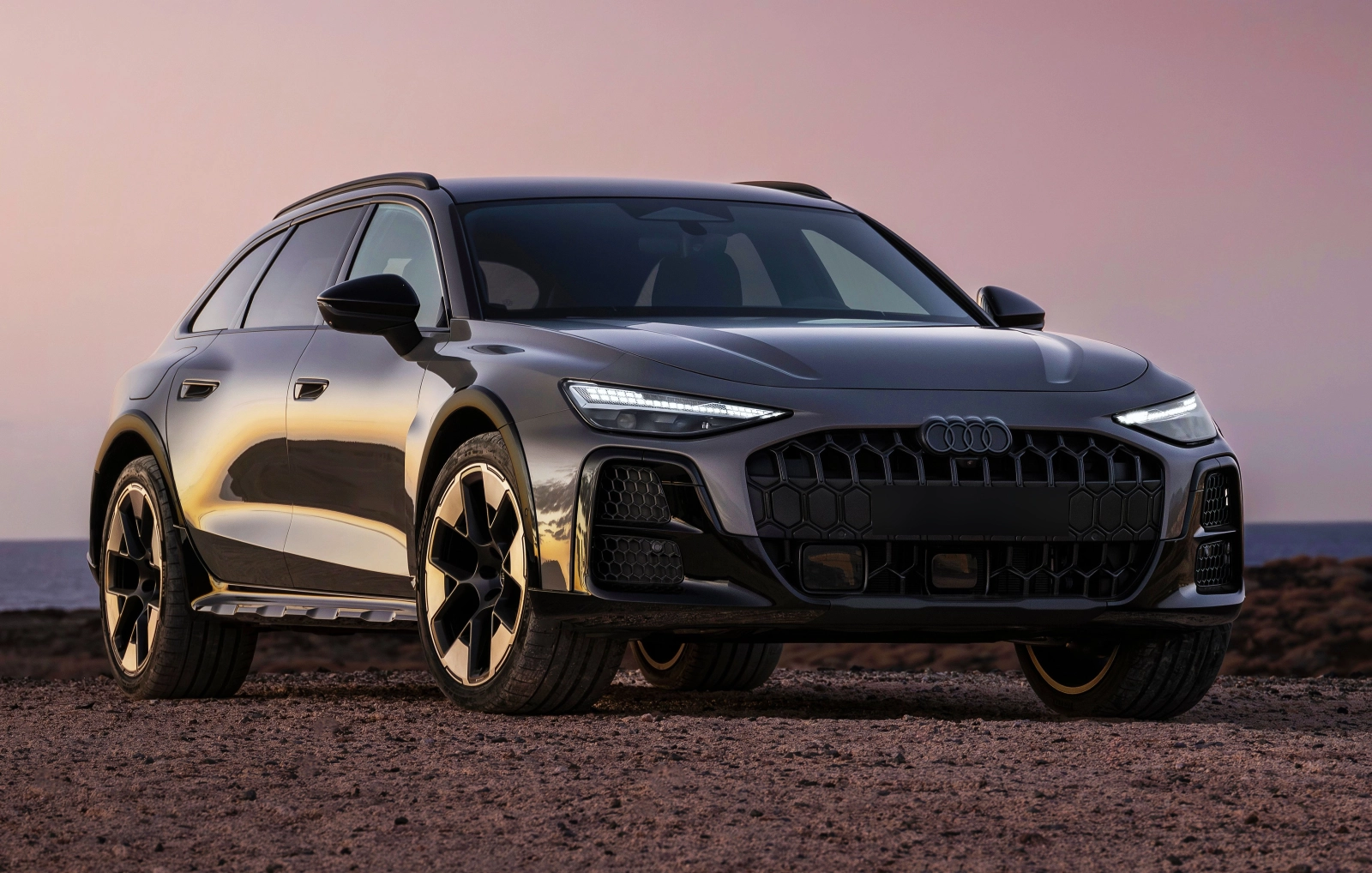 Audi a lansat noul A6 Allroad 2027. Primește în premieră tehnologie Plug-In Hybrid și caroserie Wide-body