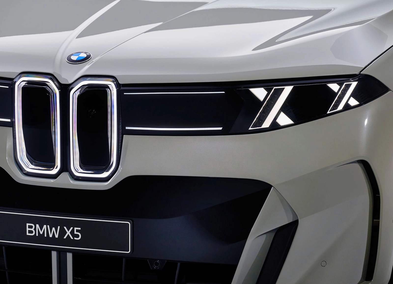 The new BMW X5 2027 (G65) has arrived in Romania. Versions, features and prices starting at 95.000 euros