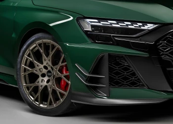 Audi aniversează 50 de ani de motoare în cinci cilindri cu ediția exclusivistă RS 3 Competition Limited