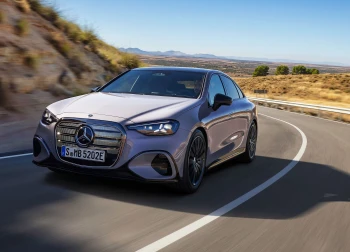 Mercedes-Benz Clasa C Electric 2027: Debut oficial pentru cel mai avansat model de clasă medie al mărcii