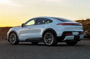 The new 2027 Porsche Cayenne Coupe Electric was launched in Beijing