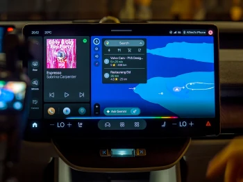 Volvo implementează Google Gemini pe 2.5 milioane de mașini. Când ajunge actualizarea în România?