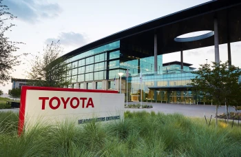Toyota este afectată de războiul din Iran: Profit trimestrial redus la jumătate și pierderi globale de 4.3 miliarde de dolari