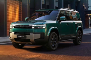 BYD prezintă oficial modelul Ti7, un rival de 600 CP pentru Defender și Clasa G